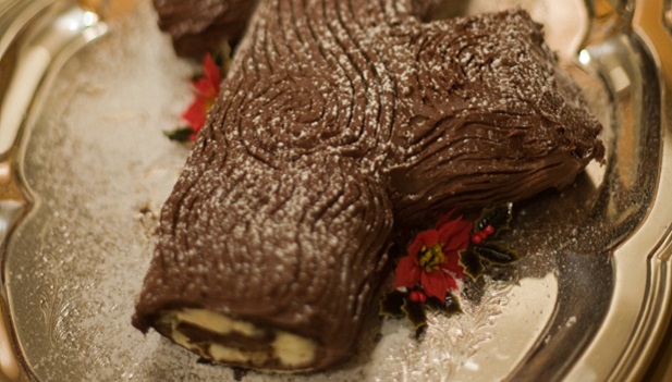 Tiramisu Yule Log Cake 