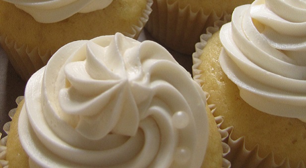 white chocolate butter cream frosting recipe CUO